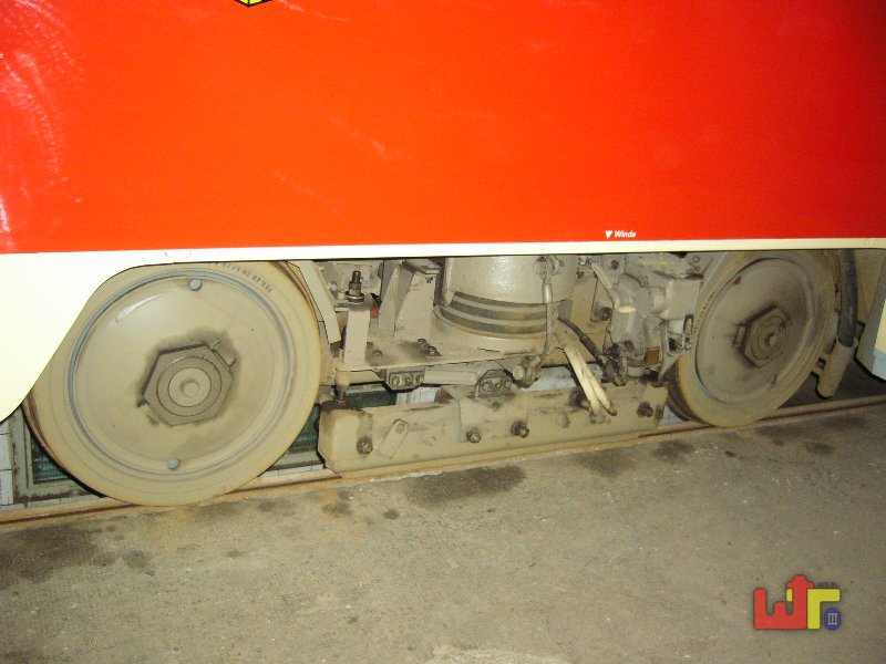 T4D 222 998-7<br>24.04.2005